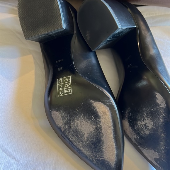 Alexander Wang black shoes. Like new. Worn only once. Euro size 38 - Picture 4 of 9